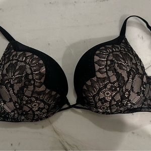 Victoria’s Secret Bombshell Bra 32B